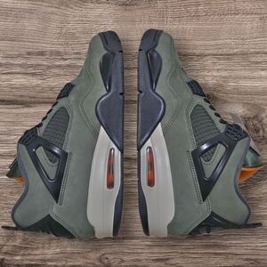 DS Air Jordan 4 Retro x Undefeated (2025) - Size 11 - IB1519-200